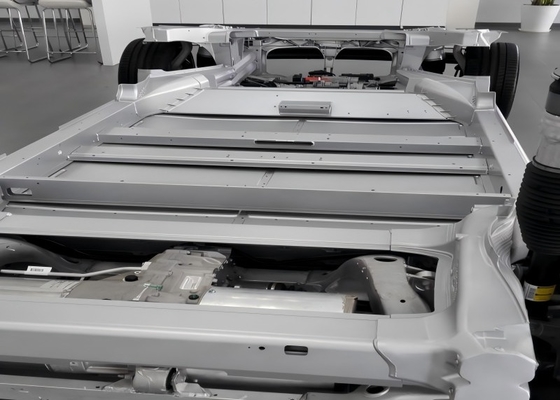 Tesla-Elektroauto-Chassis mit Kathodenelektrophoresis-Verfahren